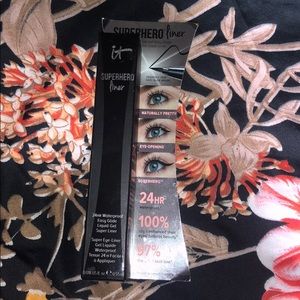 it! Cosmetics Superhero Eye Liner